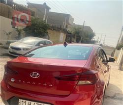 هیوندای ئەلەنترا